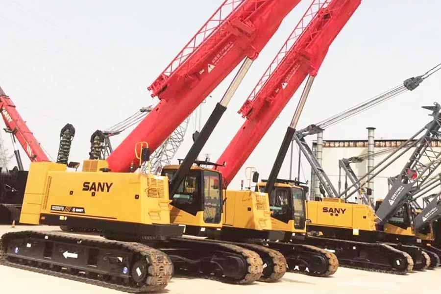 Кран гусеничный SANY SCC1000TB с телескопической стрелой